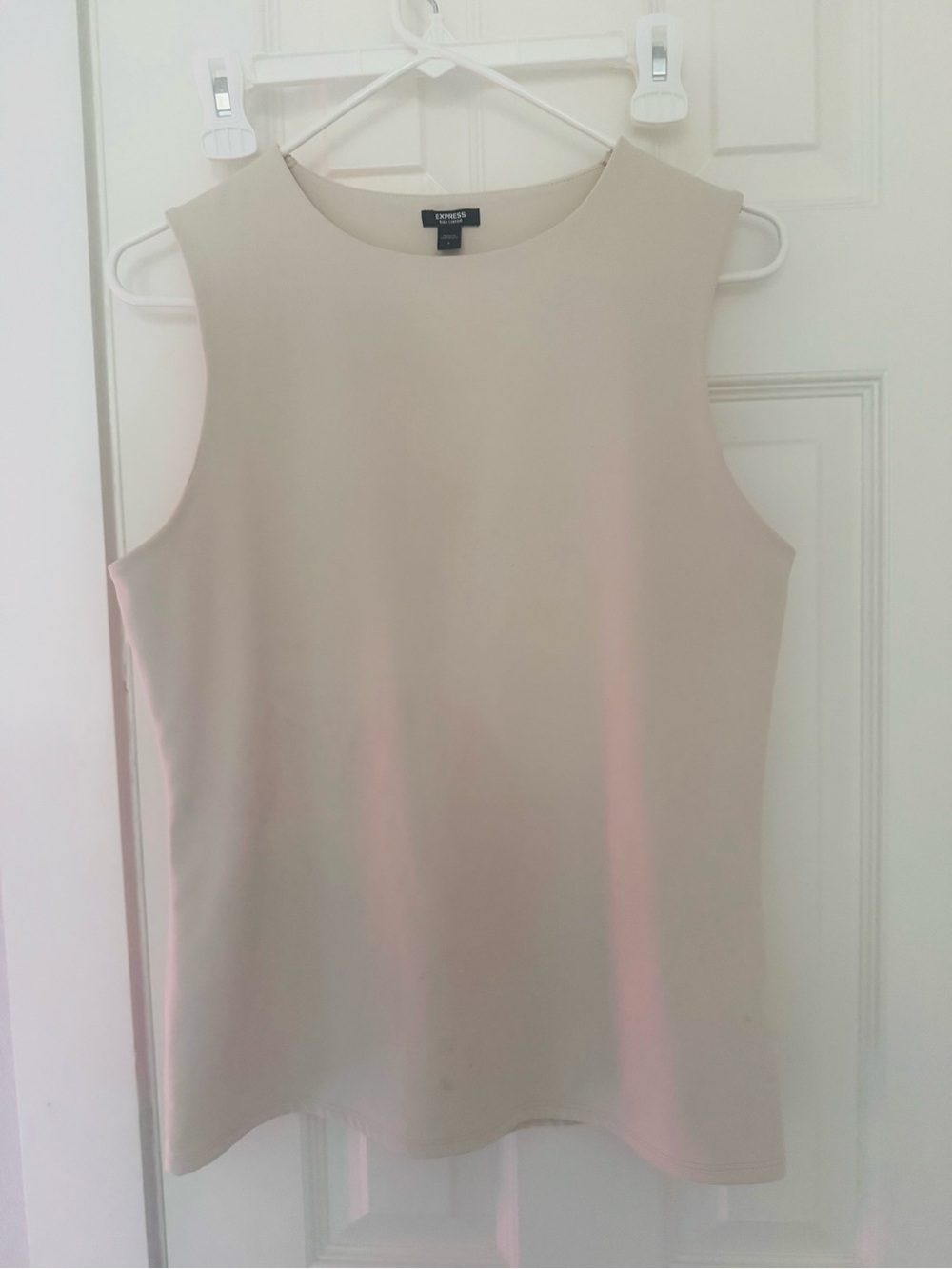 Body Contour High Compression Crew Neck Tank - Picture 5 of 7